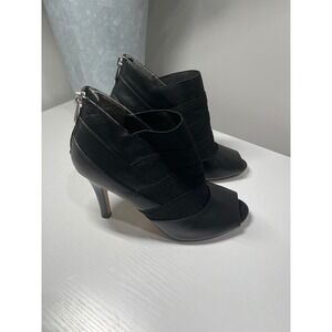 Adrienne Vittadini Black Leather Peep Toe‎ Stiletto Booties Heels Size 6M